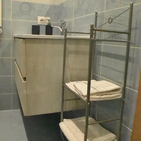 Domus Campanile Appartement *